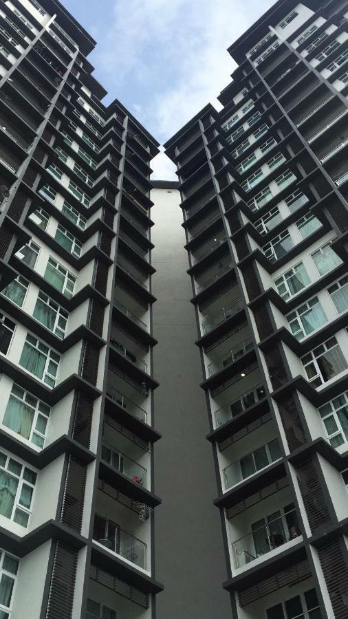 Apartmán Dperdana -Dinies Pool,Wifi, Centre Of Kota Bharu, 4-5 Pax Exteriér fotografie